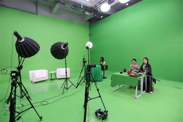 深圳F518创意园分会场开幕式新闻通稿【网络发布】2967.png