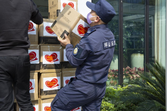 【新闻源】兰亭科技捐赠价值千万物资驰援河北灾区-1083.png