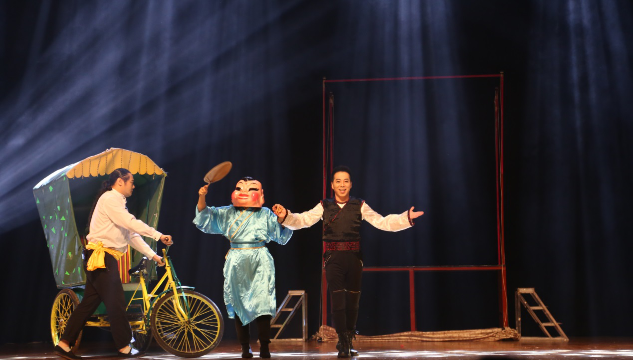 近年难得一见的传统魔术专场【澳妙之旅】,创新编排尽显民族自信